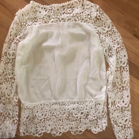 Tops - Off-White Crocheted Sleeve/Hem Blouse